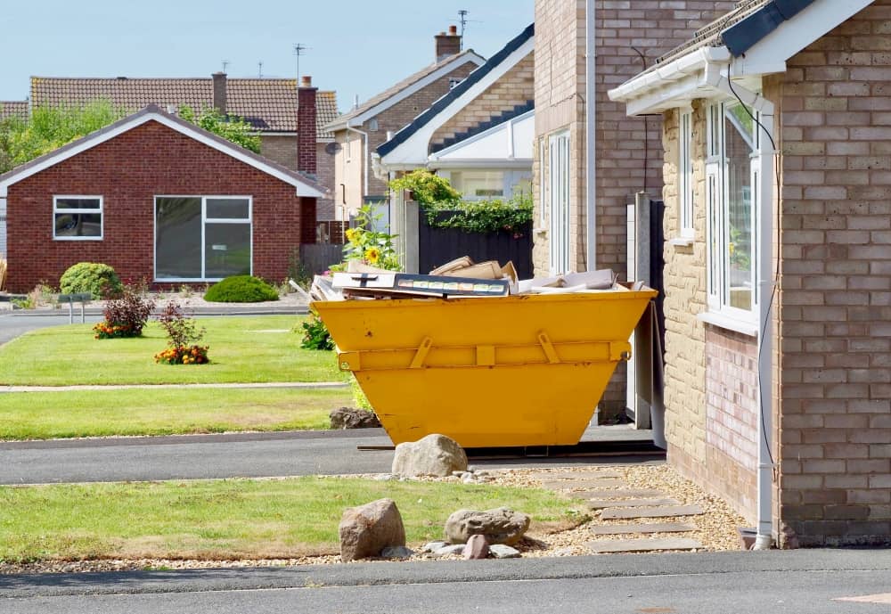 Hiring a skip bin minimizes illegal rubbish dumping.